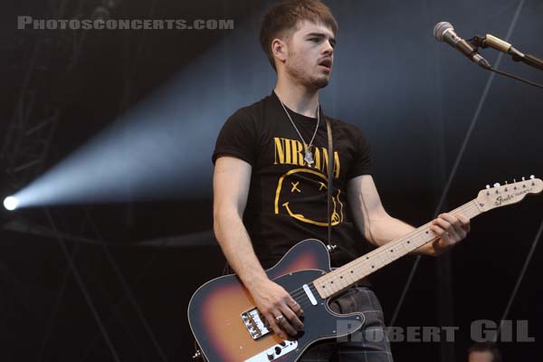 THE STRYPES - 2015-06-24 - PARIS - Place de la Republique - 